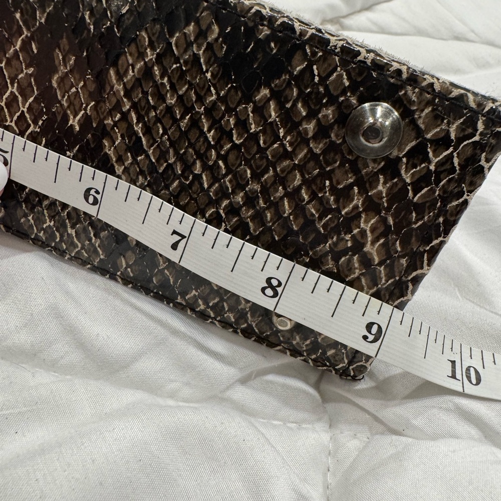 COPY - SNAKE PRINT PURSE - Picture 10 of 12